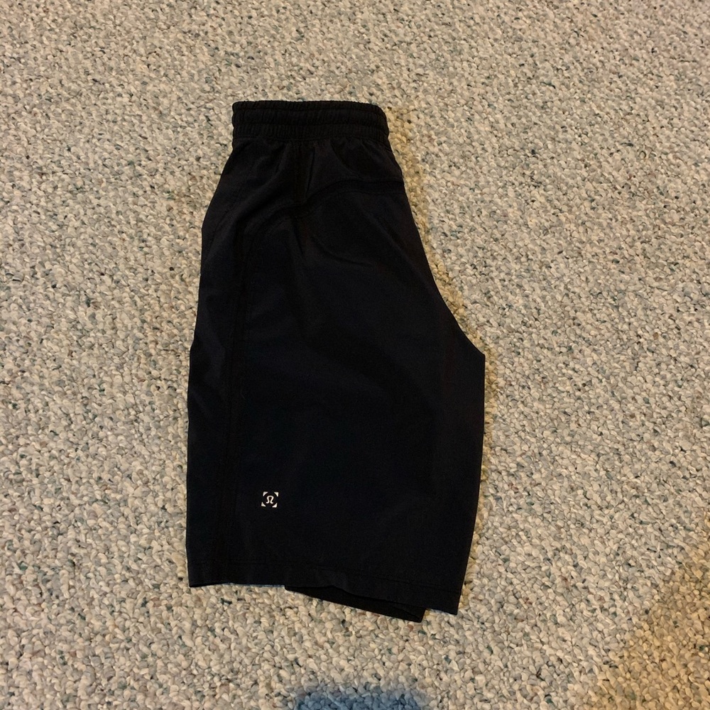 Lululemon Black Men’s Shorts Small 9-Inch Inseam